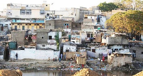 THE SLUMS IN PAKISTAN.| Written by Danial Tanvir